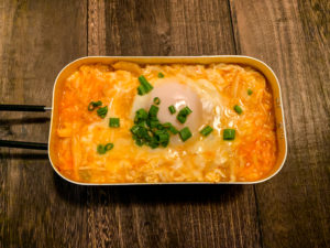 【メスティン料理】コンビニにあるもので！パパッとキムチ雑炊！