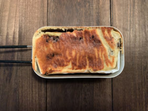 【メスティンおやつ時間】簡単！デリシャス！ブラックサンダーバナナケーキの作り方